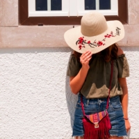 Model Flora in Nazaré - Portugal